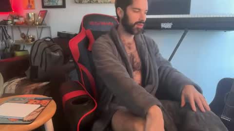 Pup Scritch online show from 01-07-26, 06:43