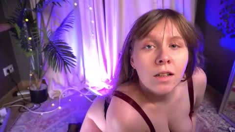 constant schedule Wednesday  Friday  Saturday  Sunday  The Rosemarie online show from 02-20-26, 06:59