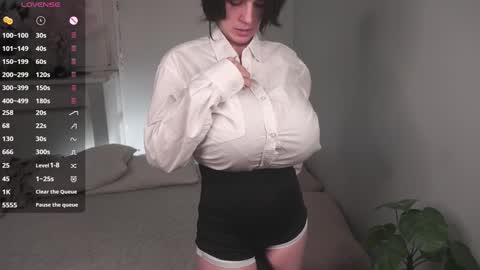 Snapshot of pure_project chatting on 02-24-26, 06:06 Ariana online show from 02-24-26, 06:06