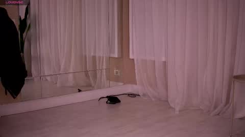 Emily online show from 02-01-26, 04:11