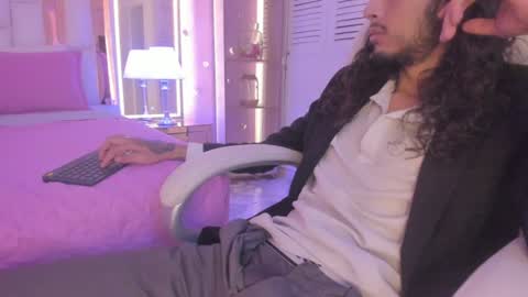Experienced guys  online show from 07-09-26, 08:35