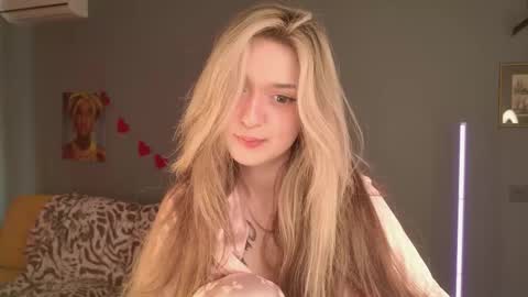 Bella online show from 03-08-26, 05:44