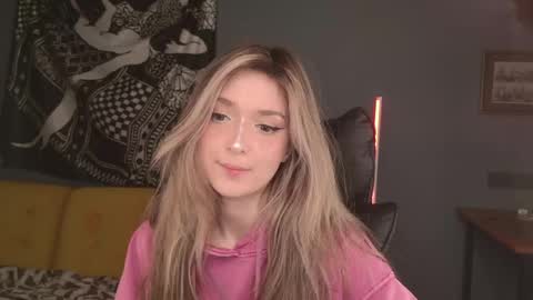 Bella online show from 05-23-26, 11:20