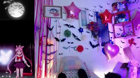 Snapshot of purplekattlyn chatting on 10-29-25, 04:26 purplekattlyn online show from 10-29-25, 04:26