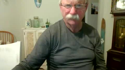 purpleshroom online show from 01-25-25, 05:07