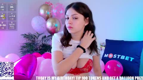 Snapshot of pusichka_ chatting on 12-16-24, 10:29 Diana Onlyfans online show from 12-16-24, 10:29