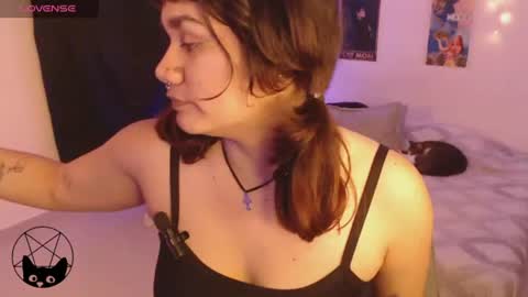 Mari online show from 06-27-26, 02:05