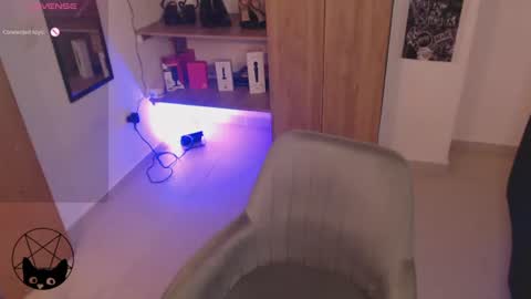 Mari online show from 07-25-26, 04:54