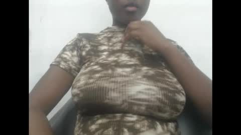 Snapshot of pussydollurz chatting on 10-29-25, 08:10 pussydollurz online show from 10-29-25, 08:10