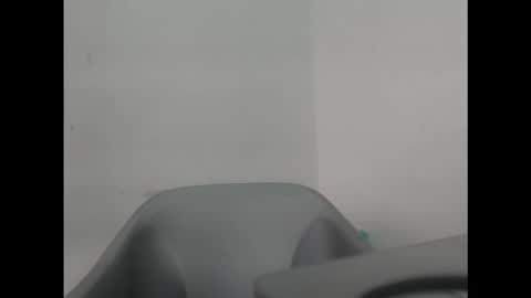 Snapshot of pussydollurz chatting on 10-31-25, 04:52 pussydollurz online show from 10-31-25, 04:52