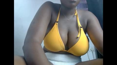 Snapshot of pussydollurz chatting on 12-01-25, 09:36 pussydollurz online show from 12-01-25, 09:36