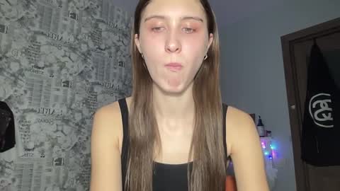 Snapshot of pussygir007 chatting on 02-06-25, 10:37 pussygirl007 online show from 02-06-25, 10:37