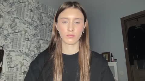 Snapshot of pussygir007 chatting on 02-13-25, 08:17 pussygirl007 online show from 02-13-25, 08:17