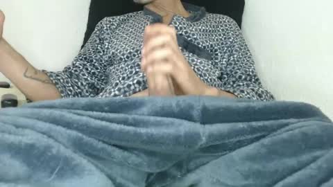 Snapshot of pussyhunterpt chatting on 01-12-25, 11:07 Ruck Fules online show from 01-12-25, 11:07