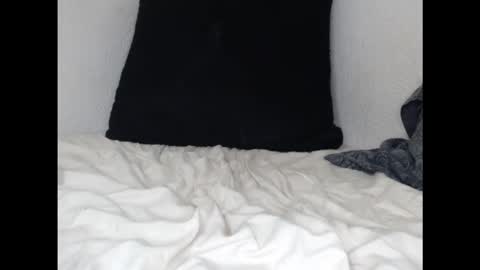 Snapshot of pussyhunterpt chatting on 10-28-25, 08:11 Ruck Fules online show from 10-28-25, 08:11