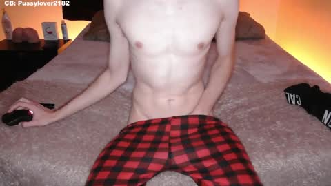 pussylover2182 online show from 09-27-25, 03:44