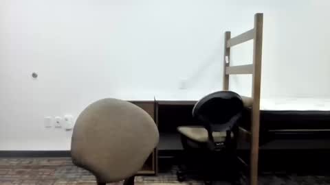 pussylover456782 online show from 10-12-25, 06:56