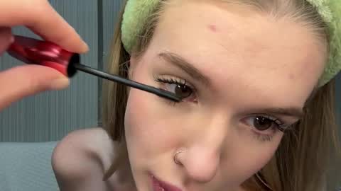 Snapshot of pussymoneywet chatting on 11-05-25, 09:26 Lina online show from 11-05-25, 09:26