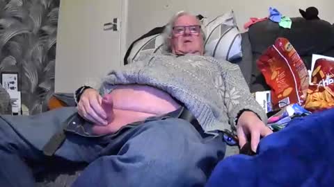 Genital sucker online show from 01-26-25, 08:23