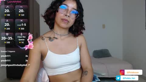 Snapshot of putakusan chatting on 02-01-25, 04:03 Izumi online show from 02-01-25, 04:03