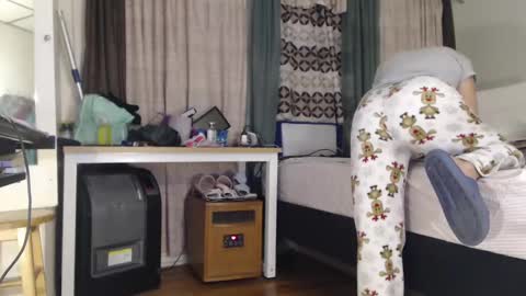 Snapshot of putiputi4u chatting on 01-03-25, 10:52 putiputi4u online show from 01-03-25, 10:52