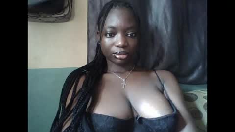 Snapshot of pweedy_ora chatting on 04-23-26, 11:31 ora online show from 04-23-26, 11:31