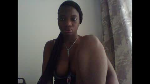 Snapshot of pweedy_ora chatting on 05-13-26, 08:01 ora online show from 05-13-26, 08:01