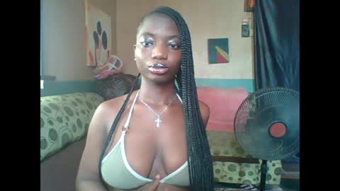 Snapshot of pweedy_ora chatting on 05-20-26, 09:37 ora online show from 05-20-26, 09:37