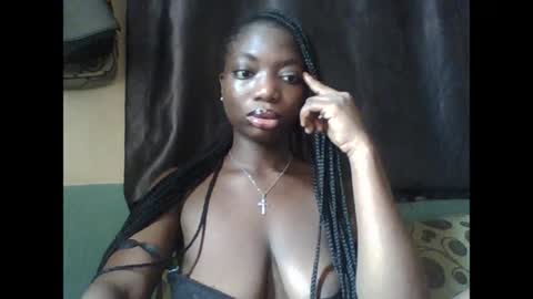 Snapshot of pweedy_ora chatting on 05-23-26, 10:52 ora online show from 05-23-26, 10:52