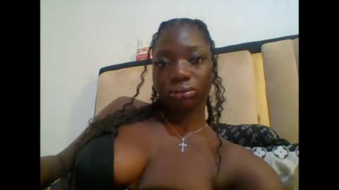 Snapshot of pweedy_ora chatting on 07-24-26, 10:41 ora online show from 07-24-26, 10:41