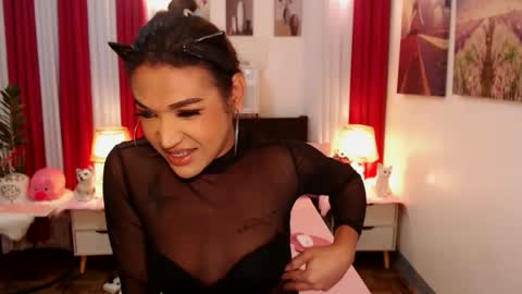 Snapshot of pythoncock4u chatting on 12-03-24, 12:16 Queen Agatha online show from 12-03-24, 12:16