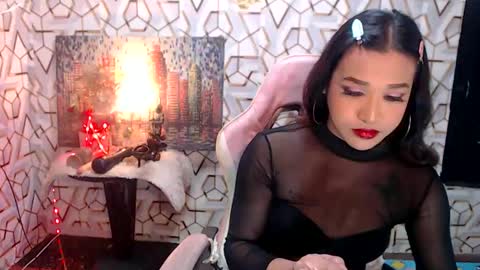 Snapshot of pythoncock4u chatting on 02-08-26, 02:31 Queen Agatha online show from 02-08-26, 02:31