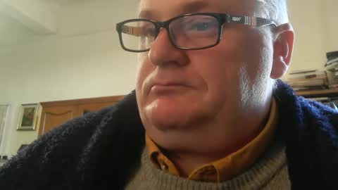 pytongru70 online show from 12-31-24, 07:20