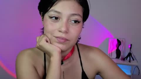 Snapshot of qadeshoficial chatting on 06-25-26, 07:18 Qadesh online show from 06-25-26, 07:18