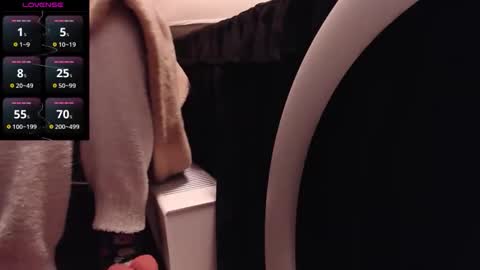 Snapshot of qianqian_ chatting on 12-20-25, 09:38 qianqian_ online show from 12-20-25, 09:38