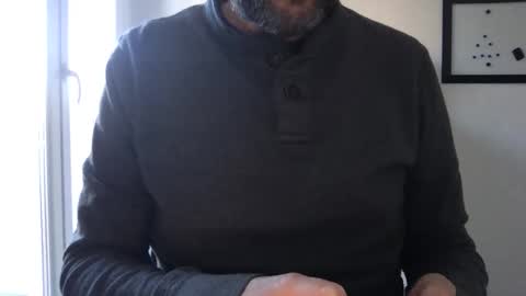 Quentin online show from 11-18-25, 02:54