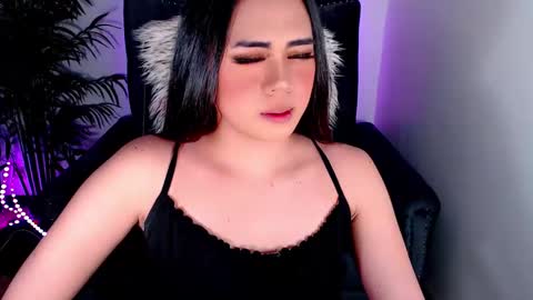 qt_luna18 online show from 12-16-24, 12:49
