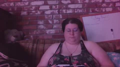 Br4tty Bunny online show from 12-22-25, 07:22