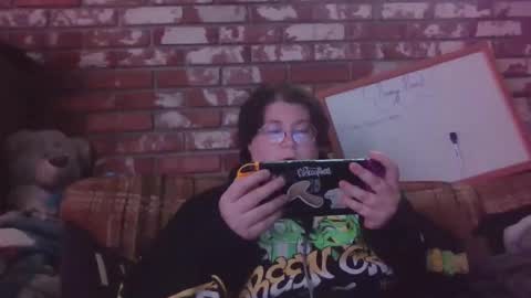 Br4tty Bunny online show from 01-12-26, 07:30