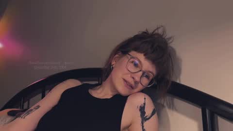 Snapshot of quack__quack chatting on 12-26-24, 03:42 online show from 12-26-24, 03:42