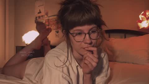 Snapshot of quack__quack chatting on 03-04-25, 03:48 online show from 03-04-25, 03:48