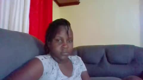 queen014 online show from 11-14-25, 07:45