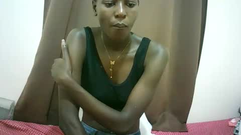 Snapshot of queen_0012 chatting on 04-16-26, 09:10 asher online show from 04-16-26, 09:10