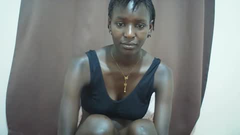 Snapshot of queen_0012 chatting on 04-27-26, 08:51 asher online show from 04-27-26, 08:51