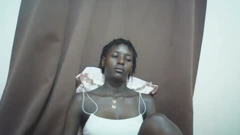 Snapshot of queen_0012 chatting on 04-30-26, 07:47 asher online show from 04-30-26, 07:47