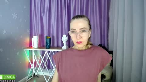 Snapshot of queen_a_n_i chatting on 02-08-25, 03:31 A N I Ill be here on December 1st online show from 02-08-25, 03:31