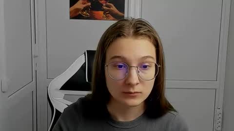 Amelie online show from 04-02-26, 07:06