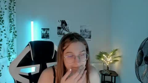 Amelie online show from 07-13-26, 08:06