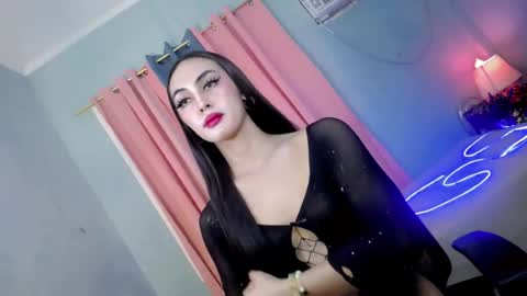 queen_danaya online show from 07-05-26, 04:19