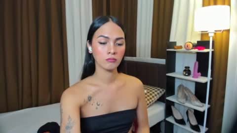 Snapshot of queen_dyosa chatting on 11-12-25, 06:14 Queen Dyosa online show from 11-12-25, 06:14